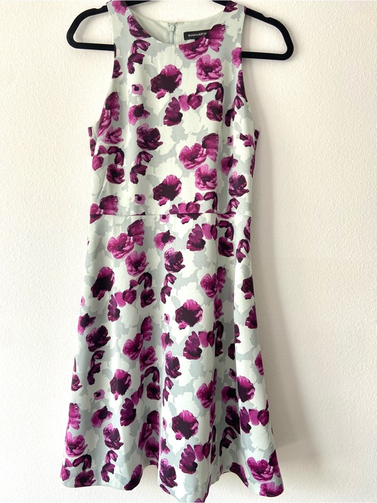 Banana Republic Dresses & Skirts - Banana Republic Floral Fit & Flare Sleeveless Dress Purple Gray Size 4